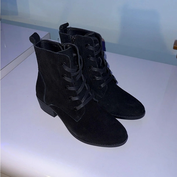 SUEDE BOOTS - Picture 1 of 6